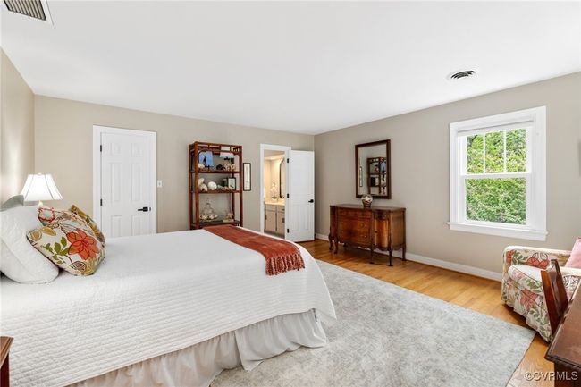 Bedroom 2 with private bath and WIC | Image 26