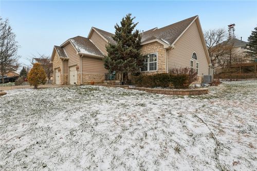 9048 Thornhill Ct, Springboro, OH, 45066-8402 | Card Image