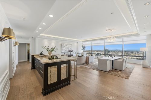 46c-900 W Olympic Blvd, Los Angeles, CA, 90015 | Card Image