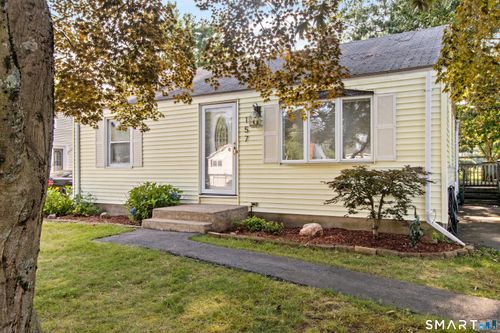 157 Back Ln, Newington, CT, 06111-4203 | Card Image