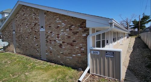 309 N 3rd St, Marshalltown, IA, 50158-5766 | Card Image