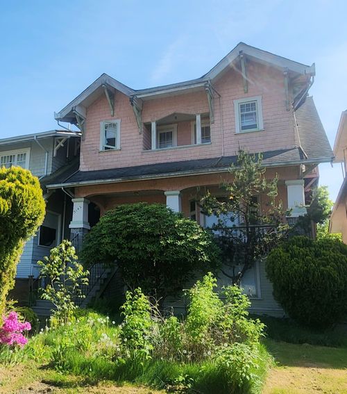 3142 W 2nd Avenue, Vancouver, BC, V6K1K6 | Card Image