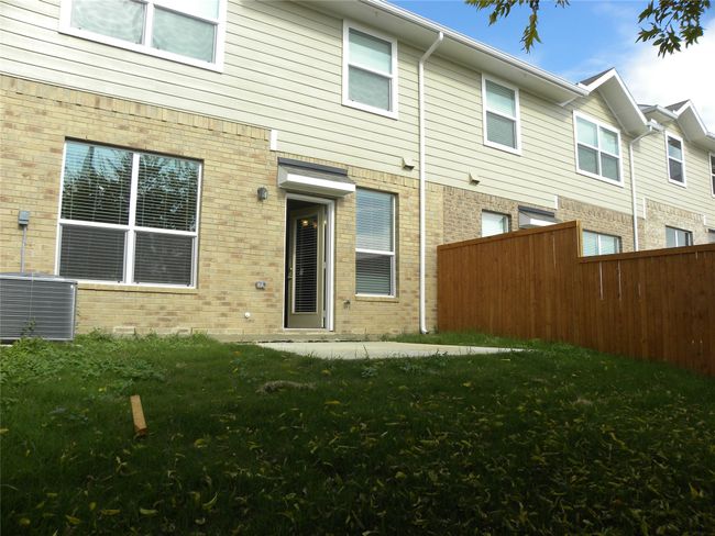 Rear view of house with brick siding | Image 32