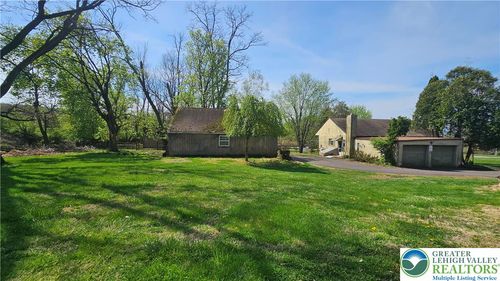 2160 Wassergass Rd, HELLERTOWN, PA, 18055-1216 | Card Image