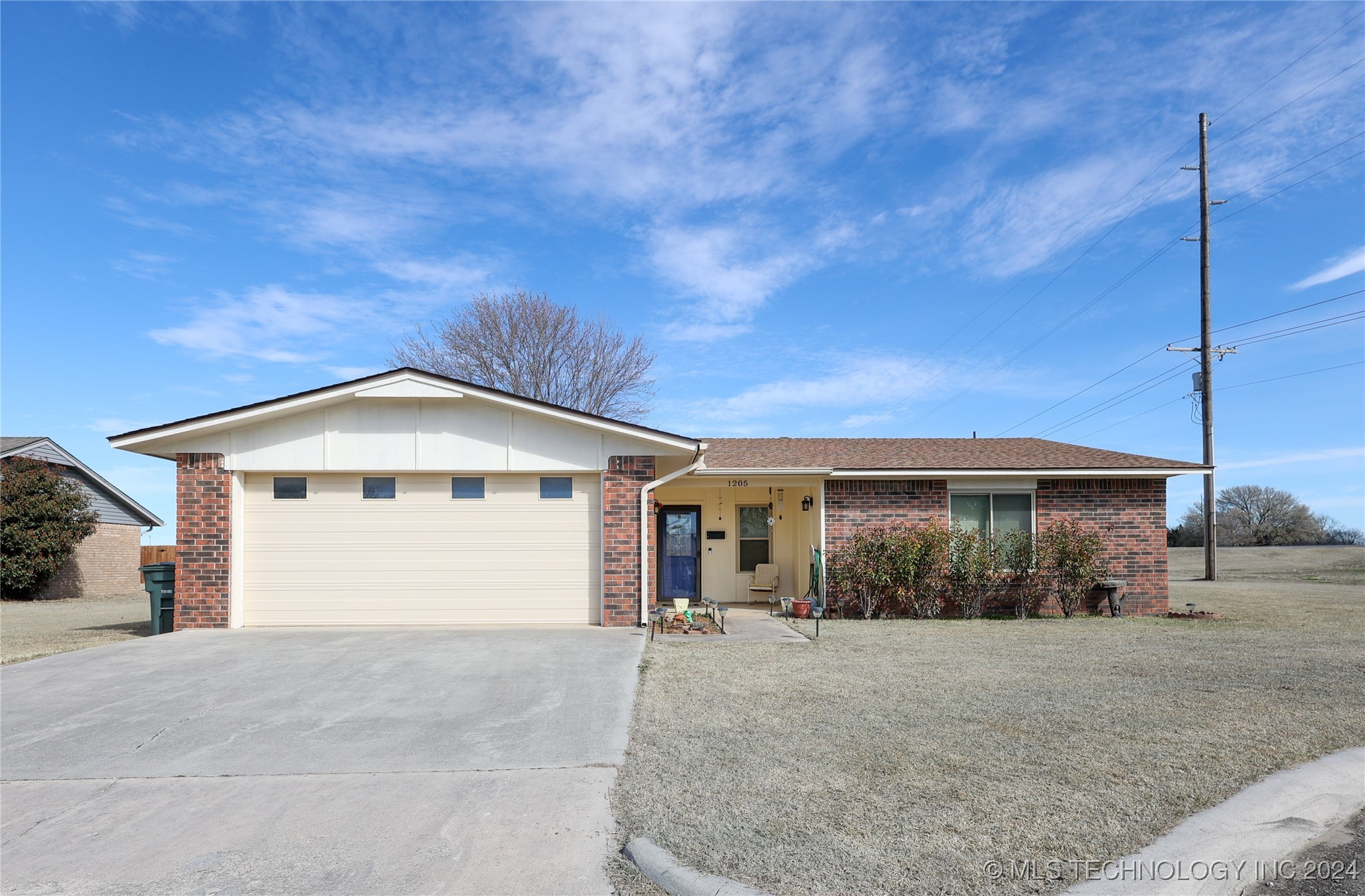 Ellis Ave, Davis, OK 73030