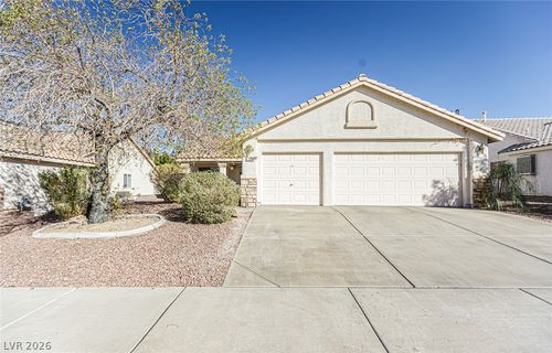238 Ventana Village Ln, Henderson, NV, 89074-8082 | Card Image