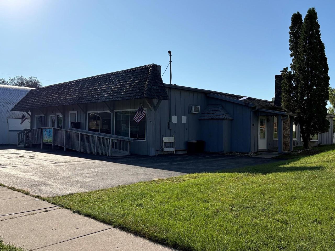 803 Main Ave, Crivitz, WI 54114