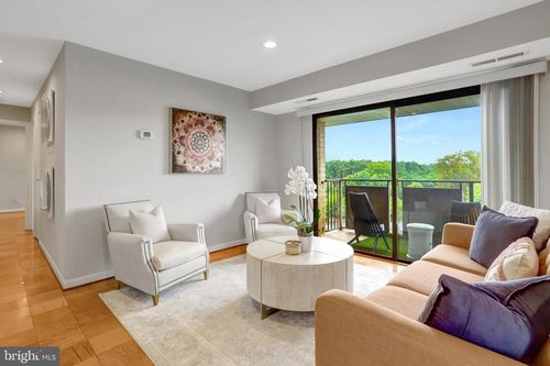 apt-1128-3100 S Manchester St, FALLS CHURCH, VA, 22044-2718 | Card Image