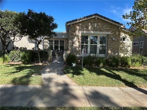 1564 Four Seasons Cir, Beaumont, CA, 92223-7321 | Card Image