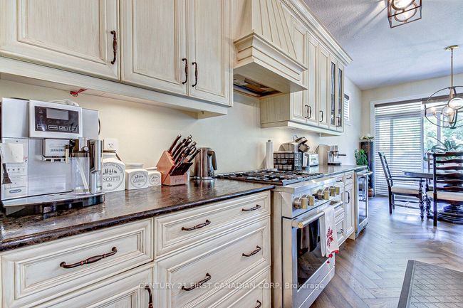 2129 Lockwood Cres, House other with 2 bedrooms, 2 bathrooms and 2 parking in Mount Brydges ON | Image 21