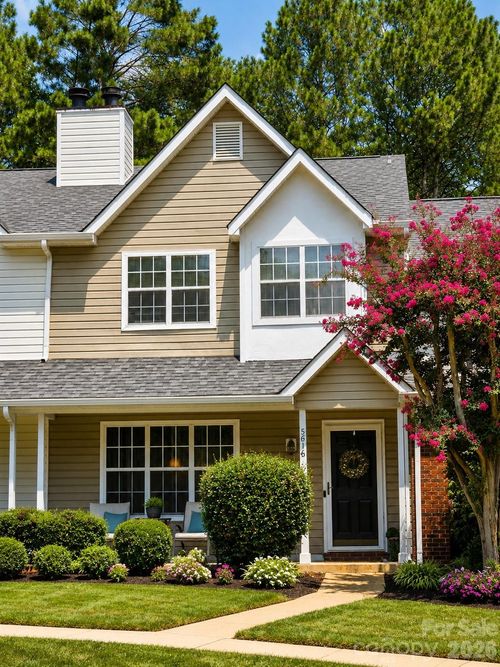 5616 Prescott Ct, Charlotte, NC, 28269-1330 | Card Image