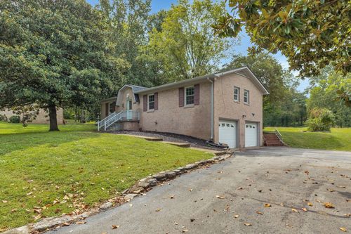 303 Lake Dr, Columbia, TN, 38401-2020 | Card Image