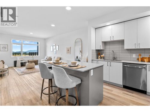 403-1111 Frost Rd, Kelowna, BC, V1W0G8 | Card Image