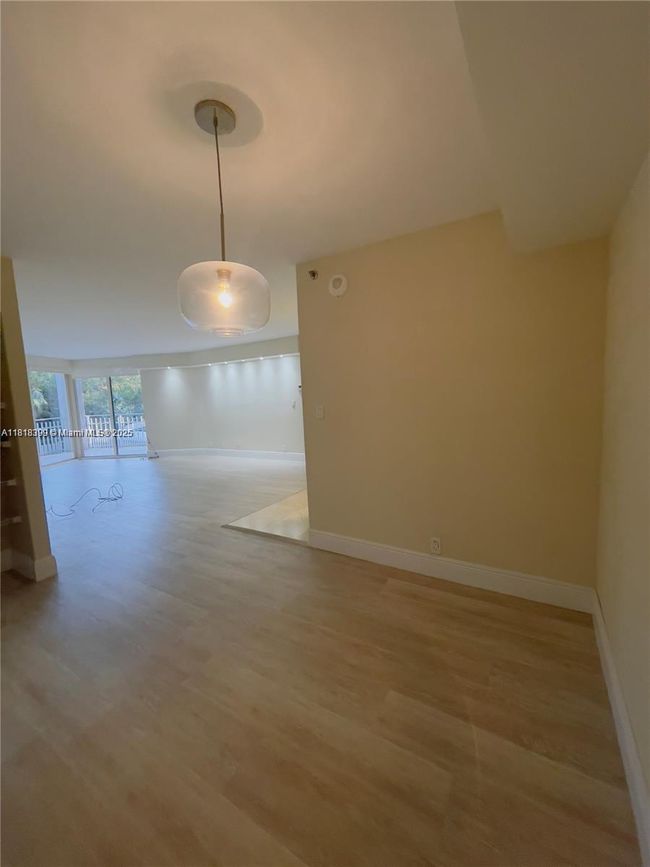 APT-309 - 2000 Towerside Ter, Condo with 2 bedrooms, 2 bathrooms and null parking in Miami FL | Image 10