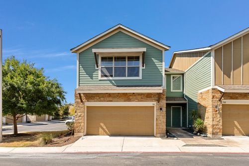 apt-701-516 E Slaughter Ln, Austin, TX, 78744-0053 | Card Image