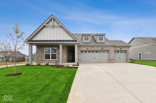 5026 Bergamot Dr, Brownsburg, IN, 46112-7082 | Card Image