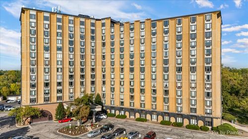 1017-1 Renaissance Pl, Palatine, IL, 60067-3640 | Card Image