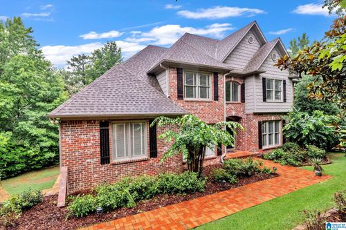 394 Greystone Glen Cir, Hoover, AL, 35242-7136 | Card Image