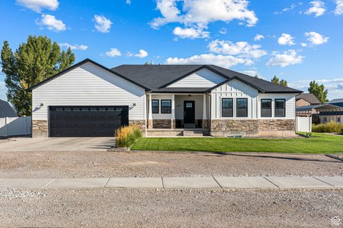 625 E Birch Dr, Delta, UT, 84624-8934 | Card Image