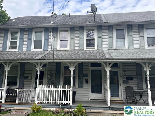 308 N Main St, Coopersburg, PA, 18036-1532 | Card Image