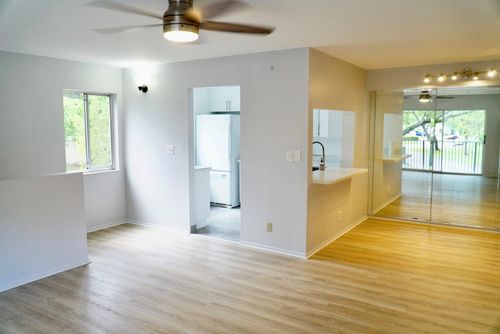 apt-203-117 Gardens Dr, Pompano Beach, FL, 33069-6404 | Card Image