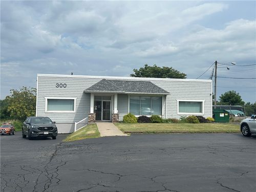 300 Buell Rd, Gates, NY, 14624-3124 | Card Image