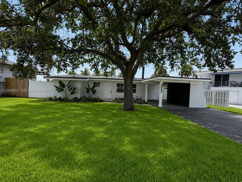 2649 Key Largo Ln, Fort Lauderdale, FL, 33312-4607 | Card Image