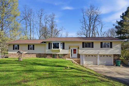 7475 Cox Rd, Bellevue, MI, 49021-9207 | Card Image