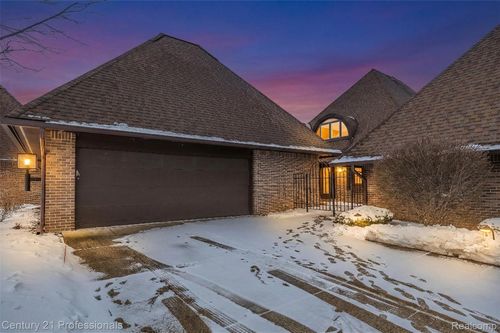 apt-5-9095 S Saginaw Rd, Grand Blanc, MI, 48439-9579 | Card Image