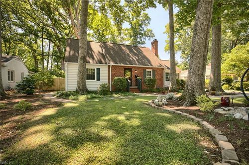 214 Selden Rd, Newport News, VA, 23606-3656 | Card Image