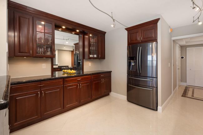 APT-511 - 4900 N Ocean Blvd, Condo with 2 bedrooms, 2 bathrooms and null parking in Lauderdale By The Sea FL | Image 6