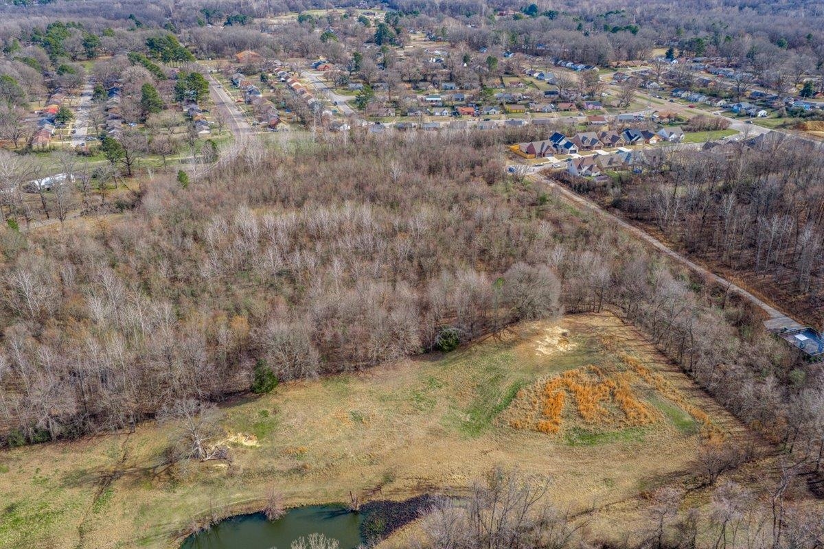 Land in Memphis 3
