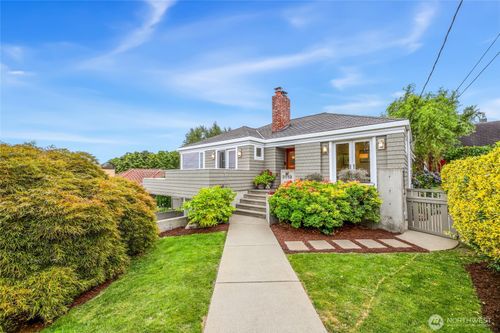 3513 Sw Hanford St, Seattle, WA, 98126-2228 | Card Image