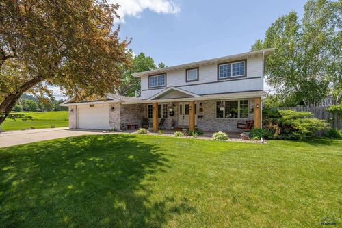 2911 Country Club Dr, Rapid City, SD, 57702-5218 | Card Image