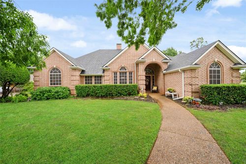 201 Southridge Lakes Pkwy, Southlake, TX, 76092-5905 | Card Image