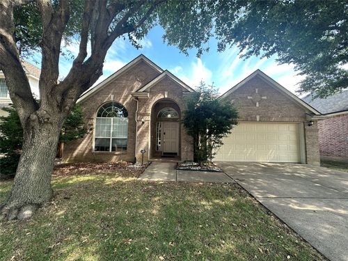 2450 Streamside Ct, Frisco, TX, 75036-7758 | Card Image