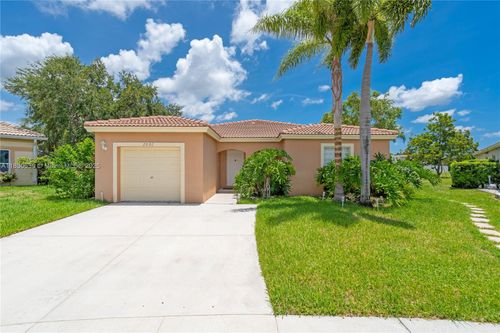 2001-2001 Sw 104th Ave, Miramar, FL, 33025 | Card Image