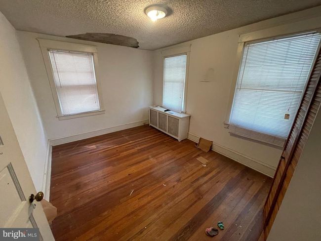 413 Clifton Ave, Home with 3 bedrooms, 1 bathrooms and null parking in SHARON HILL PA | Image 9