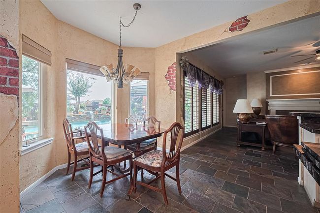 15014 Redbud Leaf Ln, House other with 4 bedrooms, 2 bathrooms and 3 parking in Cypress TX | Image 17