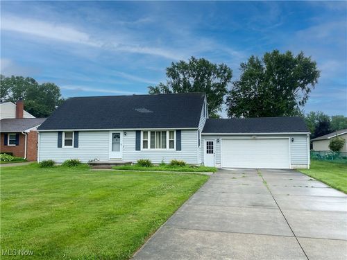 8450 Milmont Street Nw, Massillon, OH, 44646 | Card Image