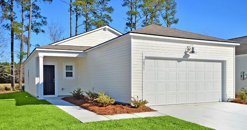 330 Tiliwa St, Summerville, SC, 29486-7155 | Card Image
