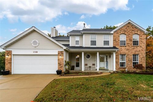 1318 Summers End Dr, Fenton, MO, 63026-6932 | Card Image