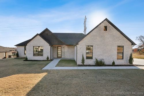 5500 Sagewood Lane, Sapulpa, OK, 74066 | Card Image