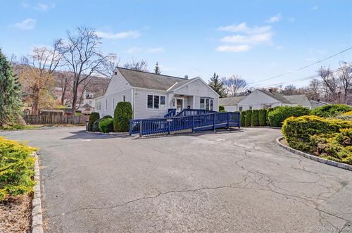 75 Ramapo Rd, Garnerville, NY, 10923-1735 | Card Image