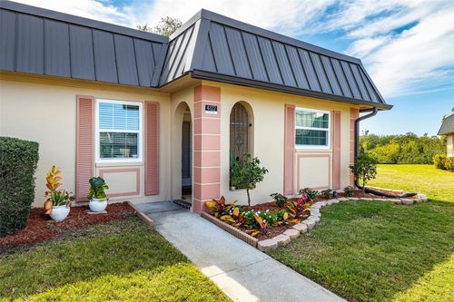d-4122 Hampton Dr, NEW PORT RICHEY, FL, 34652-5205 | Card Image