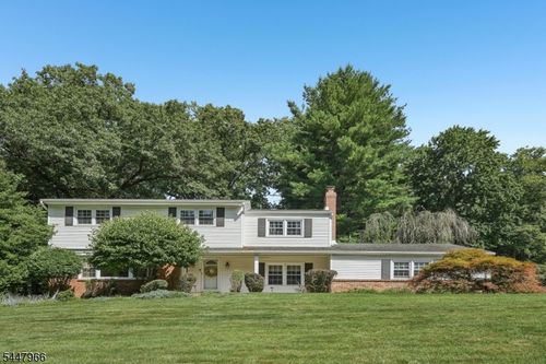 36 Stonefence Rd, Oakland, NJ, 07436-1607 | Card Image