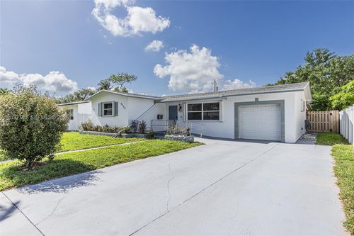 6630 Liberty St, Hollywood, FL, 33024-3925 | Card Image