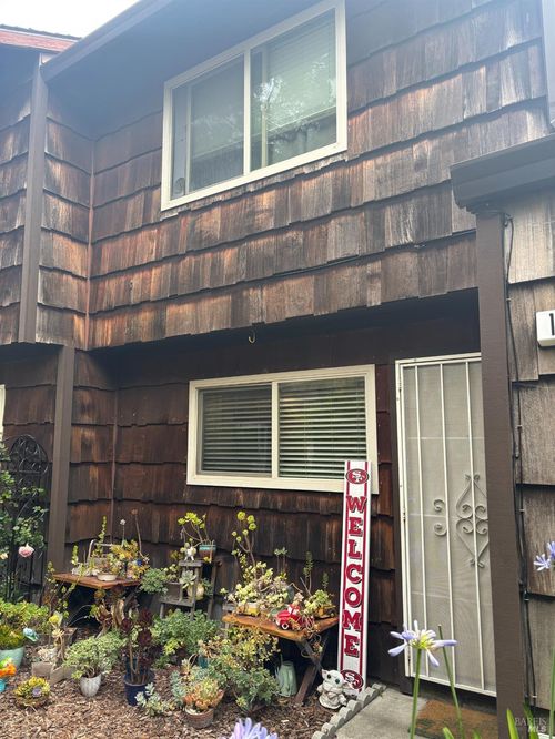 1558 Parkway Drive, Rohnert Park, CA, 94928 | Card Image