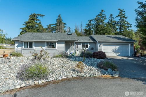 62 Kulshan Cir, La Conner, WA, 98257-9501 | Card Image