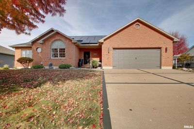 1535 Winsor Drive, House other with 3 bedrooms, 2 bathrooms and null parking in Quincy IL | Image 1